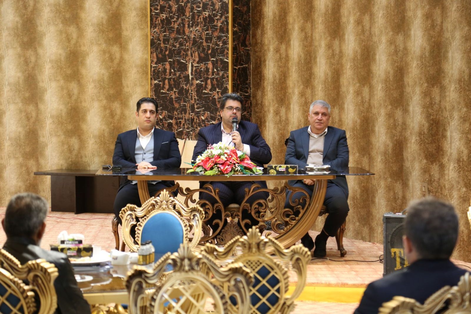 نسل آینده شهرضا ذینفع مستقیم گام بلند اتاق بازرگانی اصفهان