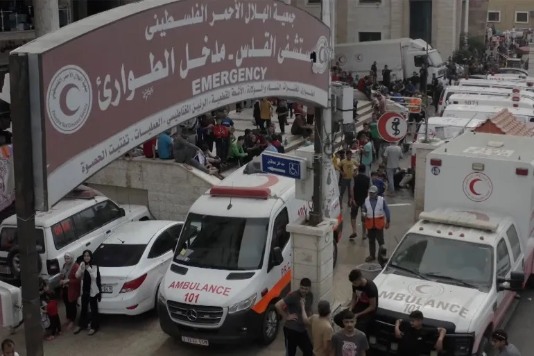 بمباران اسرائیل در نزدیکی بیمارستان قدس غزه / هلال احمر از تخلیه آن امتناع کرد
