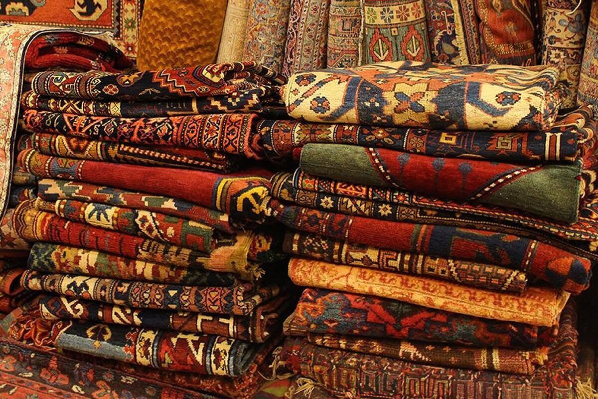 احیای صادرات فرش ایرانی، در گرو رفع تحریم‌های خارجی و داخلی/ افزایش 20 درصدی هزینه انتقال پول به دلیل تحریم‌ها
