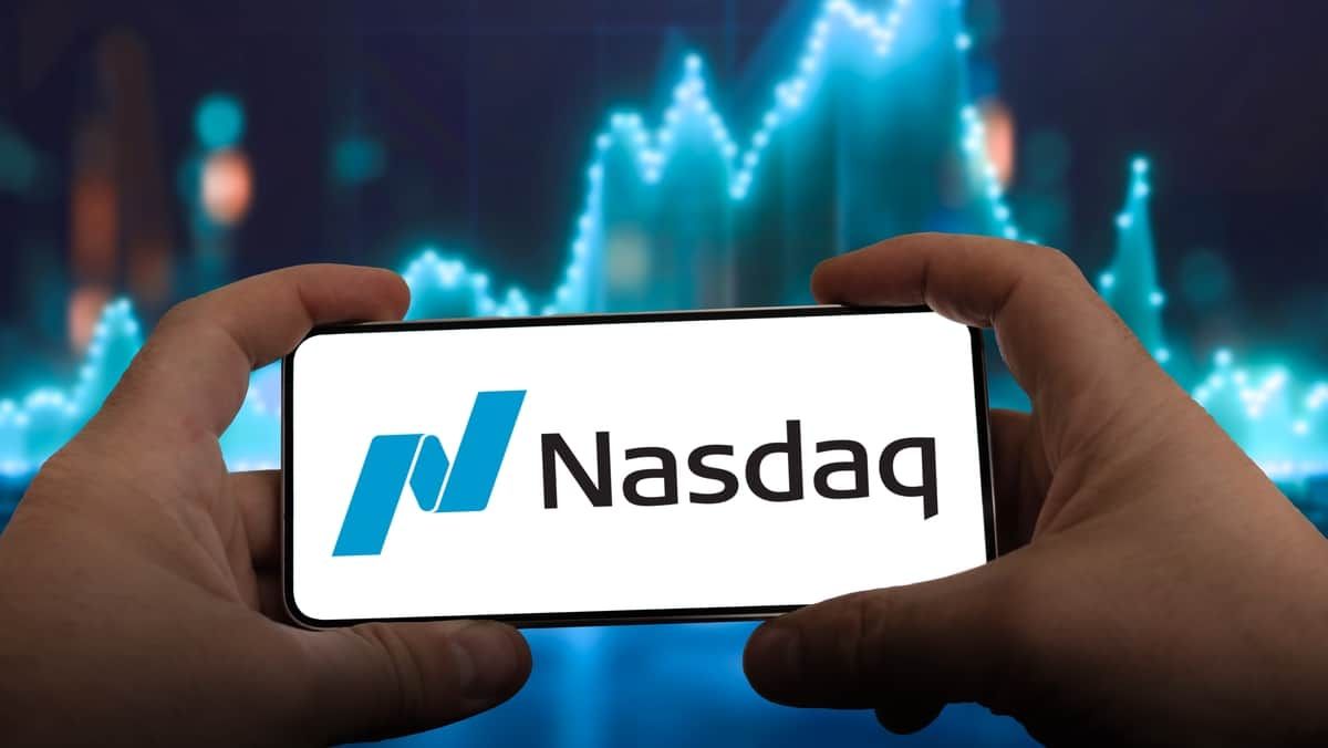نزدک (NASDAQ) چیست؟ از صفر تا صد بورس فناوری آمریکا