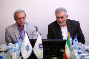 رئیس اتاق بازرگانی ایران:بر هم خوردگی تعادل عرضه و تقاضا - مردم به خرید کالاهای بی کیفیت وارداتی روی آورده‌اند