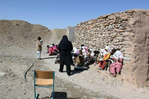 بررسی دلایل مهاجرت معلمان از استانهای مرزی