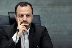 خاندوزی: گشایش های بین المللی جدید با رویکرد صحیح دولت در راه است