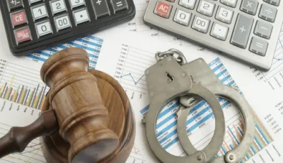 وکیل جنایی؛ حمایت قانونی از افراد در برابر اتهامات اختلاس و پولشویی