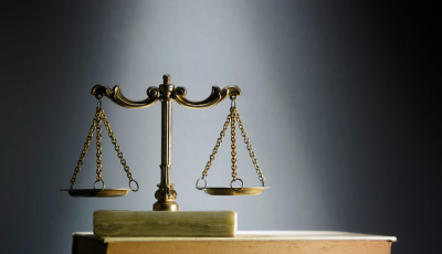 راهکارهای بهترین وکیل شرکت برای تنظیم قراردادهای تجاری بی‌نقص