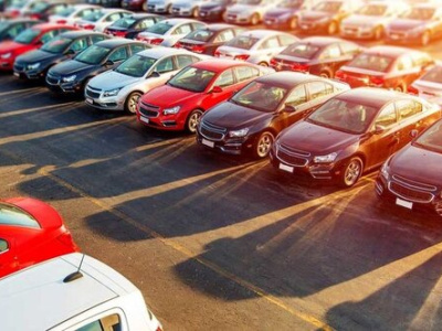 تمدید مهلت ثبت‌نام خودروهای وارداتی تا ۱۶ مرداد/ تنها شرط خرید، وکالتی کردن حساب‌هاست